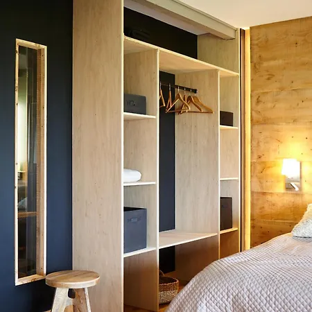 Domaine Aari Ona Bed and Breakfast 4*