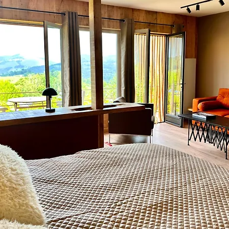 Domaine Aari Ona 4* Aramits