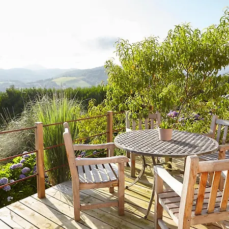 Domaine Aari Ona
